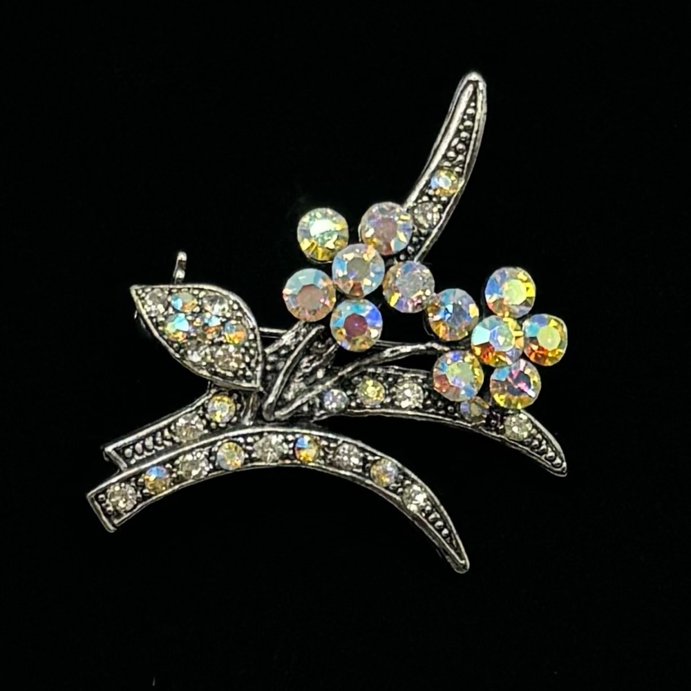 VINTAGE Aurora Borealis Crystal Flower Brooch